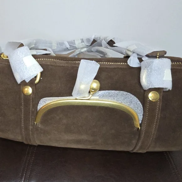 Coach Kisslock Barrel Bag In Chocolate - Picture 8 of 9